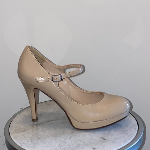 Nude Patent Leather Mary Jane Pump w/ Rounded Toe - Picture 3 of 7